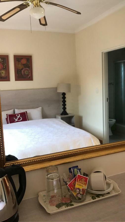 Queenspark Lodge Μπλουμφοντέιν Εξωτερικό φωτογραφία